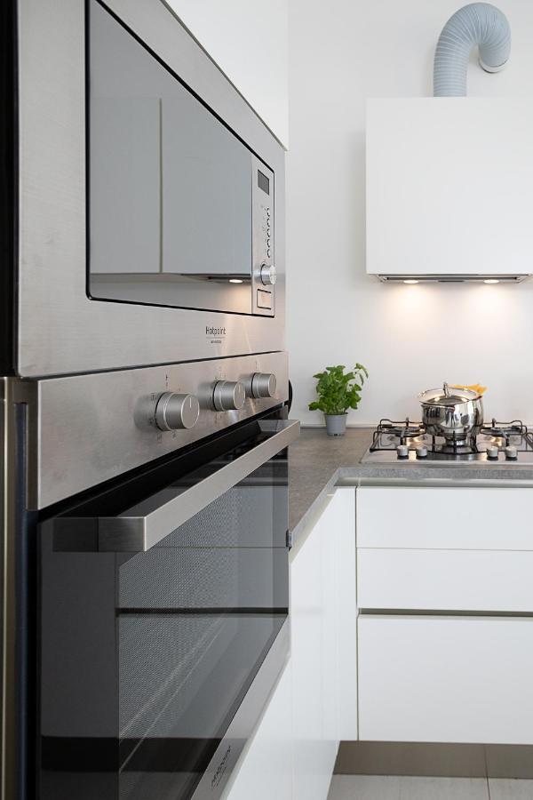 לאזיסה Apartment Brezza Di Lago - Regarda Travel מראה חיצוני תמונה